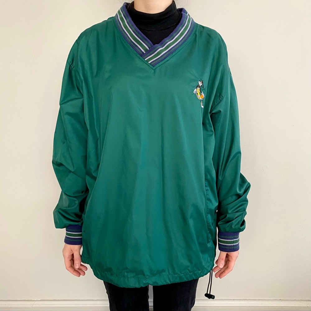 Vintage Disney basketball Goofy graphic windbreaker jacket. 💚